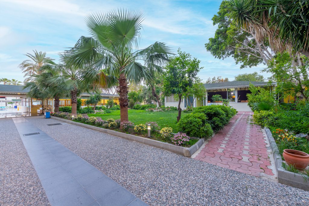 Tropikal Bahçe ve Pezaj